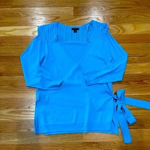 Ann Taylor Women’s Blue Lightweight Wrap Sweater M